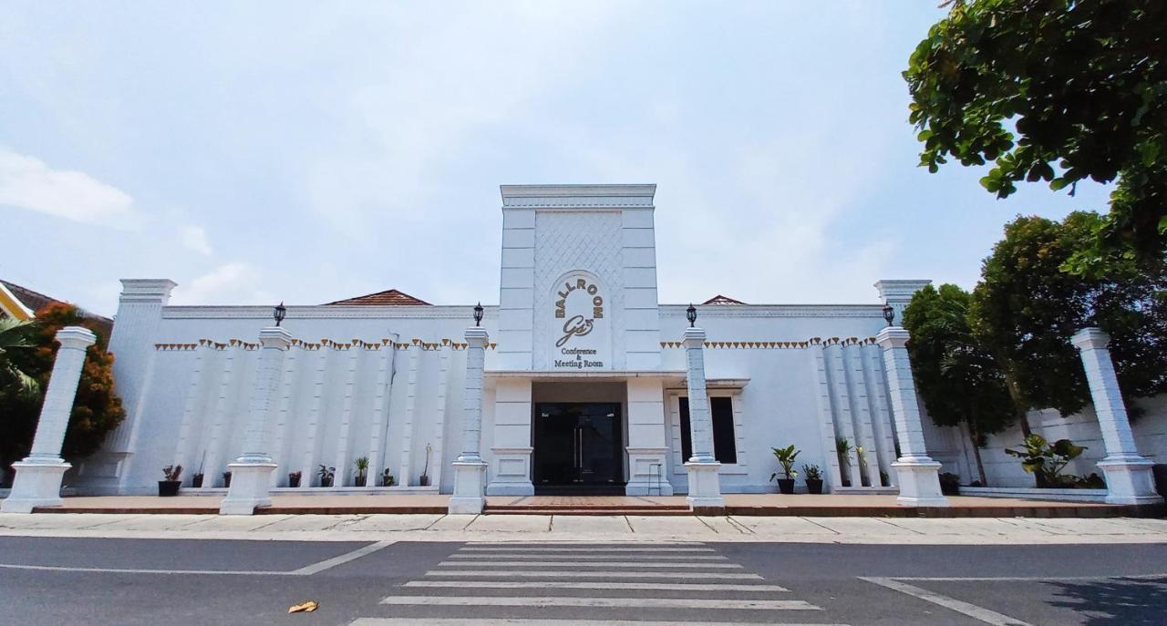 Hotel Syariah Gs Heritage, Kota Metro Екстериор снимка